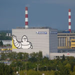 Fermetures d’usines : “si Michelin est un patron social, il va falloir qu’il le prouve” 