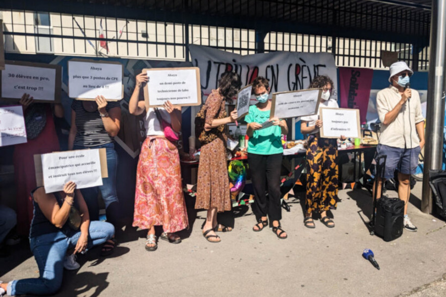 Une rentrée scolaire entre islamophobie et mauvaises conditions de travail Une rentrée scolaire entre islamophobie et mauvaises conditions de travail