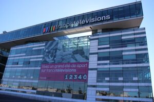 réforme audiovisuel public France Télévisions Radio France
