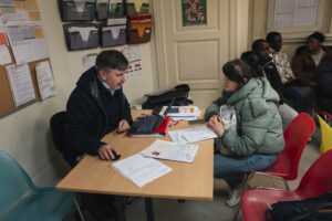 A la permanence de la Cimade ont reçoit les personnes ayant reçue une OQTF
