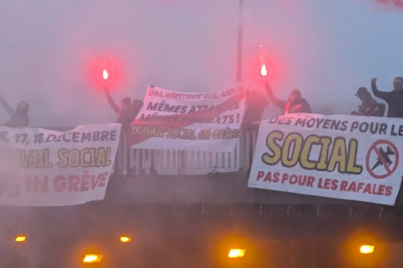 Banderole des travailleurs du social sur le périphérique